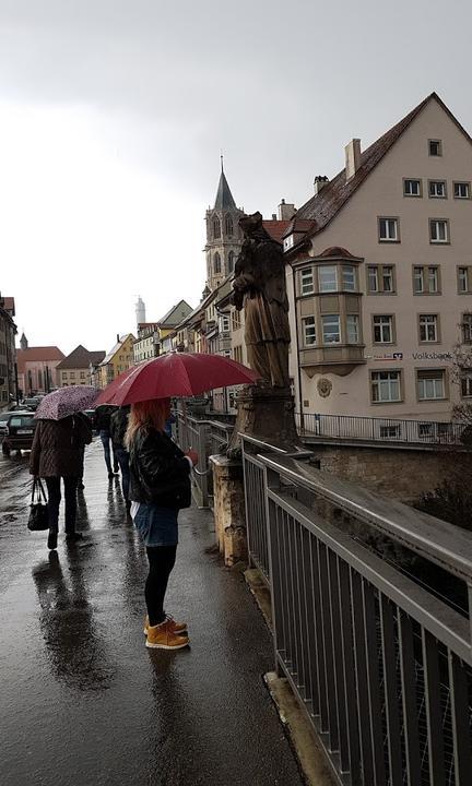 Zur Hochbrucke